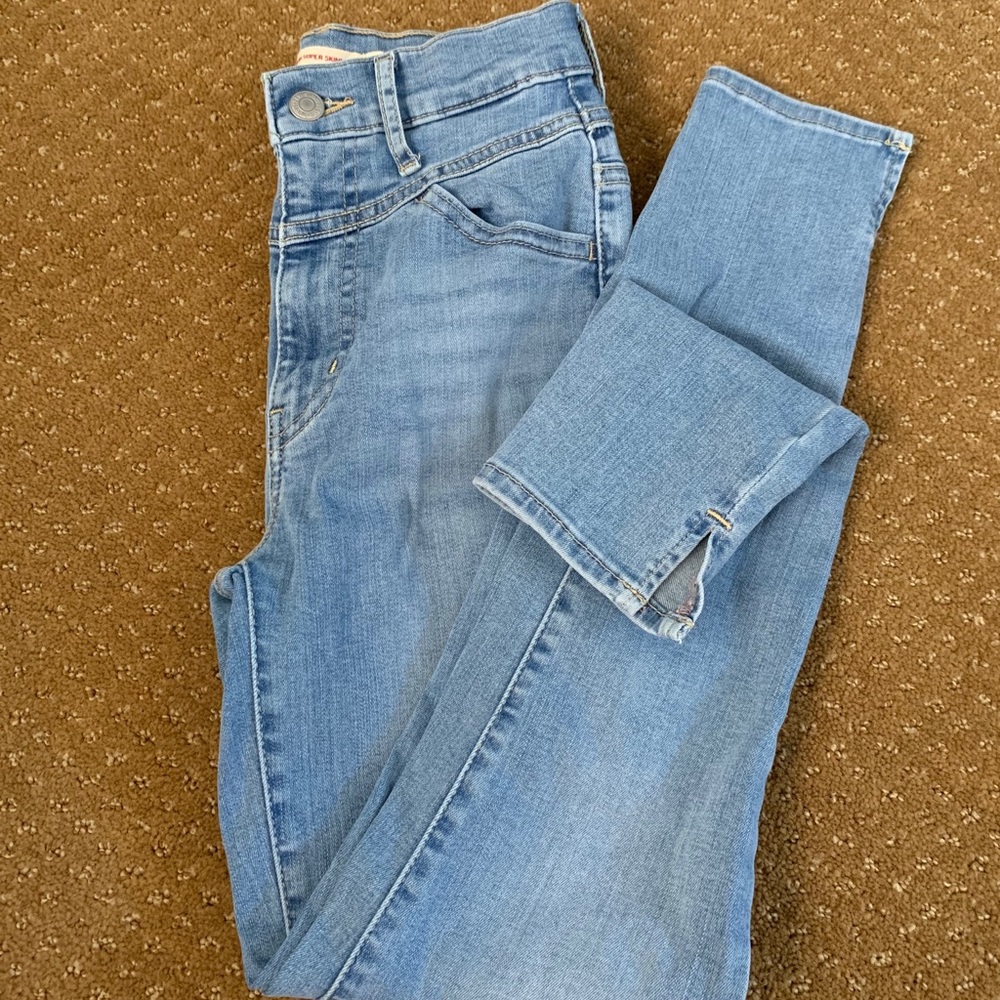 Levi's Women's Skinny Jeans - Light Blue